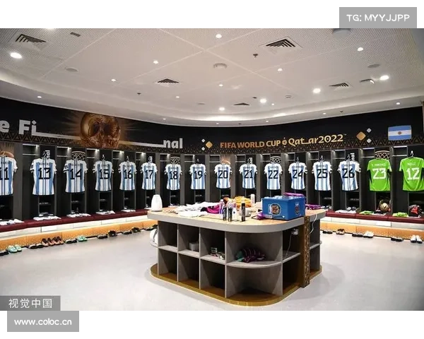 韩国队更衣室悬挂02年世界杯经典照片以激励精神助力男篮拼搏向前